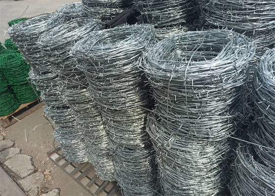 Sıcak Dip Galvanize Barb Kablo Rol Anti Asit / Alkali Kablo Ağı Çit için