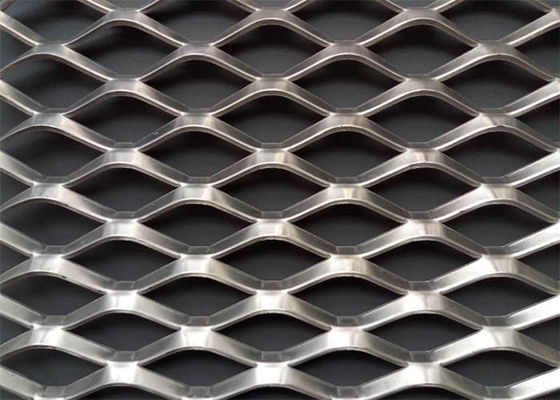 Elmas Genişletilmiş Metal Güvenlik Çitleri Elektrikli Galvanizli Kaplama Düşük Karbon